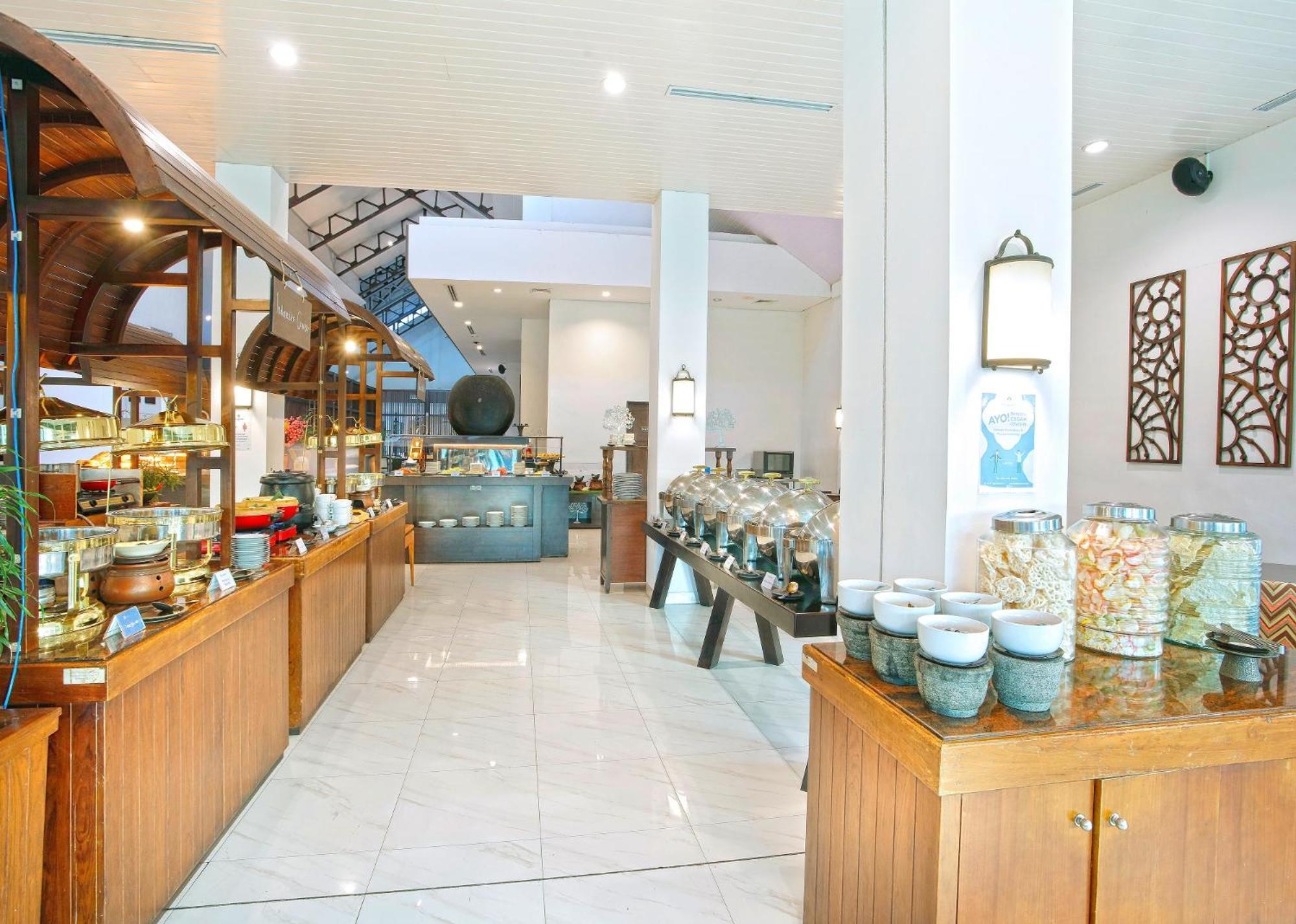 丽多湖度假酒店-Mnc酒店集团 茂物 外观 照片